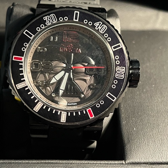 Invicta Star Wars Limited Edition Darth Vader Mens Watch - Picture 3 of 7